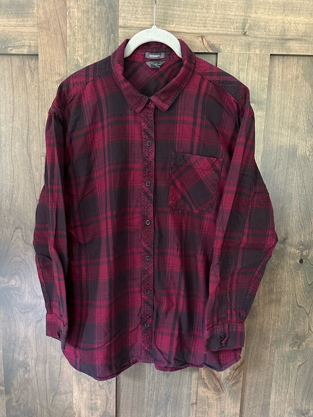 Eddie Bauer Womenโs Boyfriend Fit Flannel Shirt